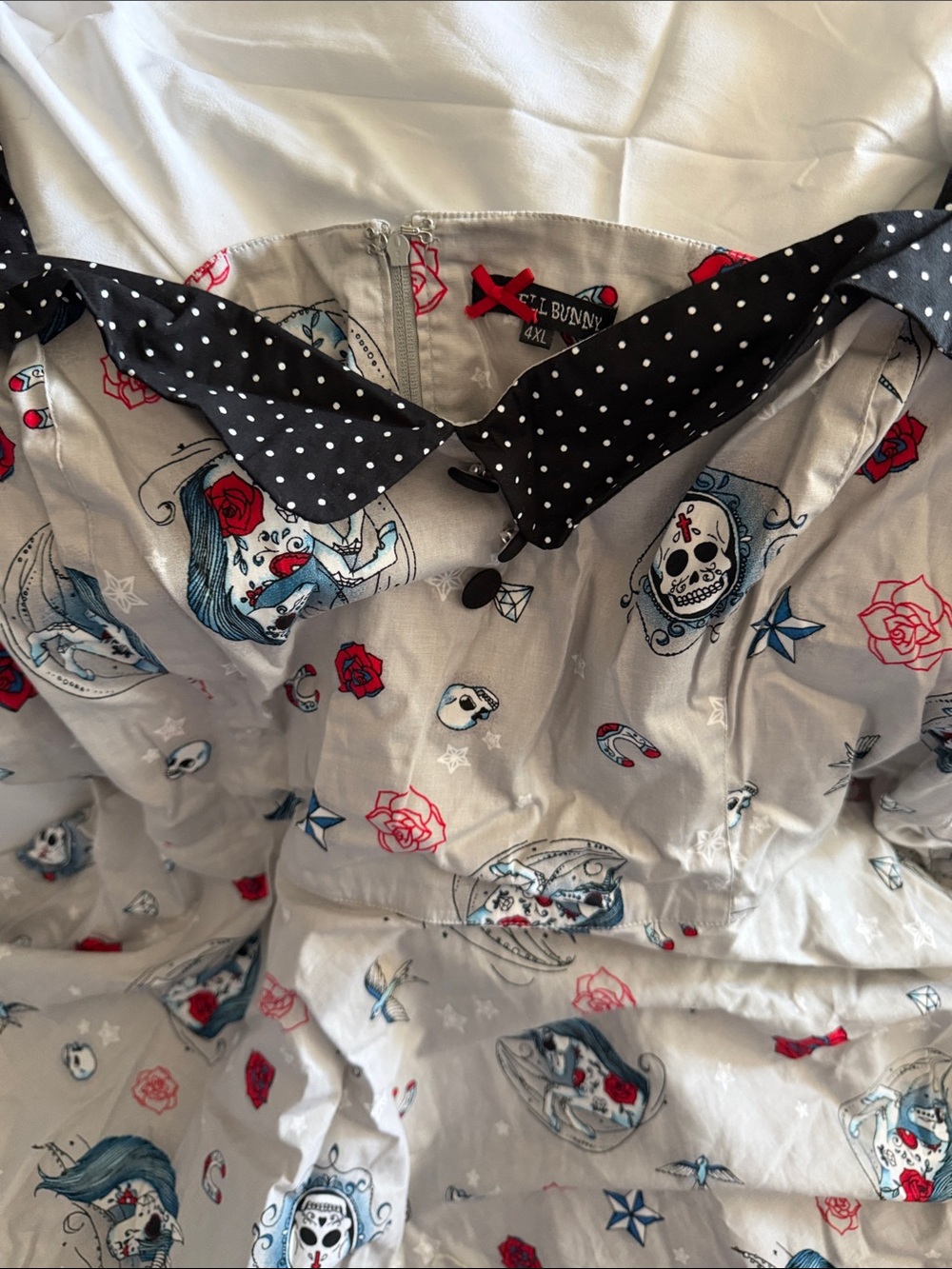 Hell Bunny 4X Pinup Dress - Picture 2 of 6